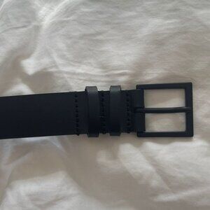 COS  Classic Leather Belt, Women's, Black, size M/L